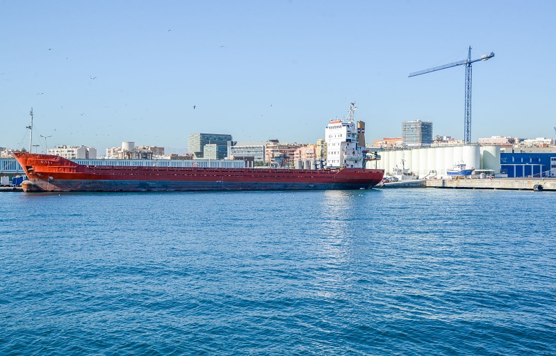 Oil tanker in port free photo