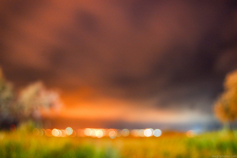 Horizon lights in blur free photo