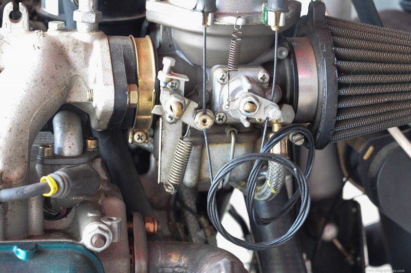 Piston engine carburator free photo