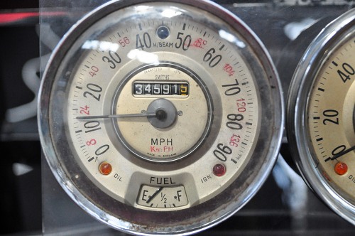 Old classic car speedometer free photo