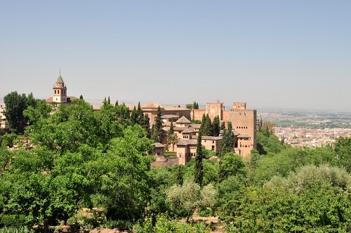 Alhambra palace in Granada free photo